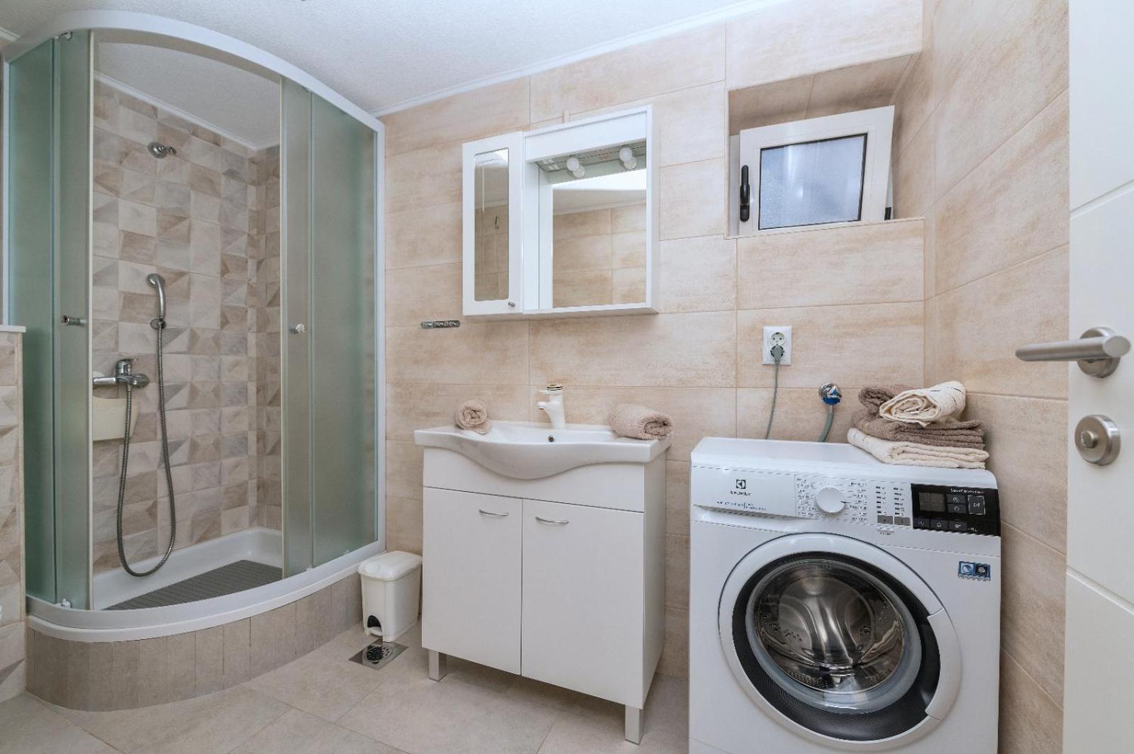 Apartman Pinto Makarska Exterior foto